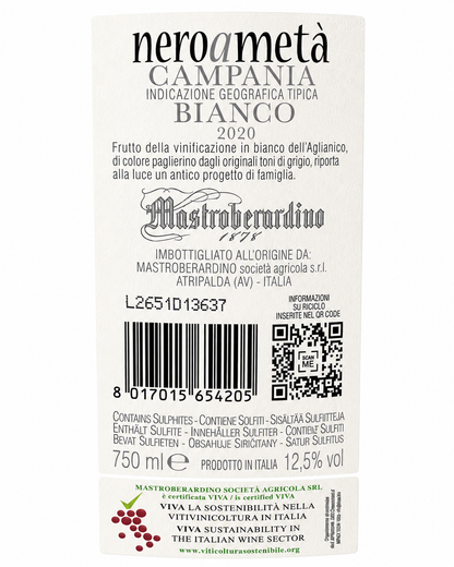 Nero a Metà